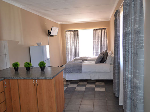 vertel van my guest house 1.jpg